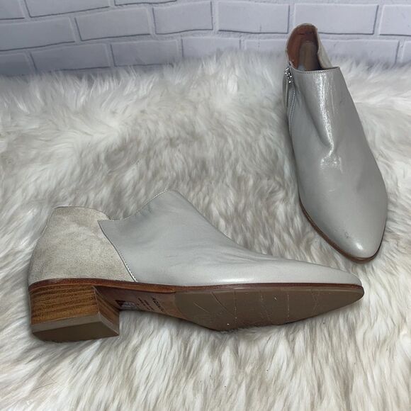 Aquatalia Sand Beige Leather/Suede Ankle Booties - Picture 1 of 6